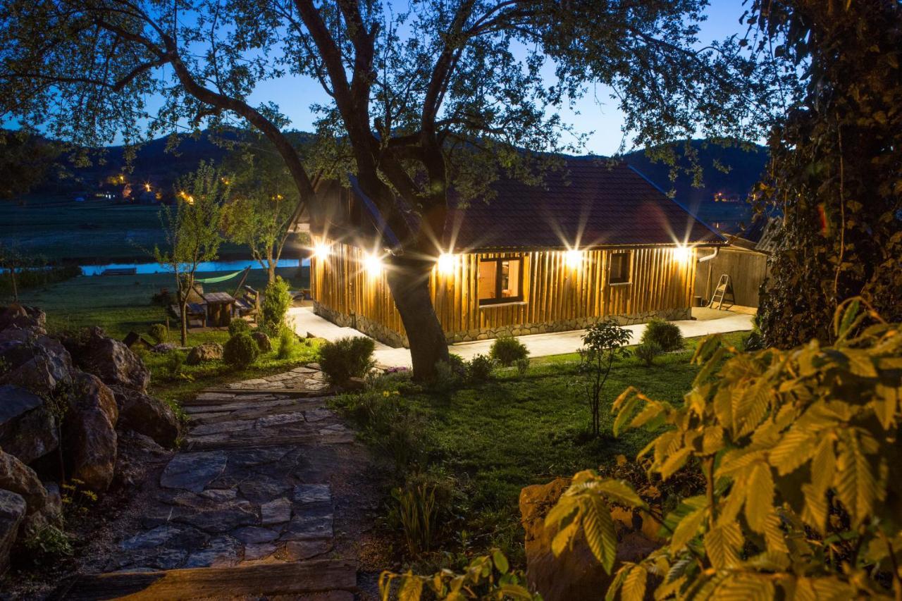House Arupium - Hot Tub Villa Otocac Exterior photo